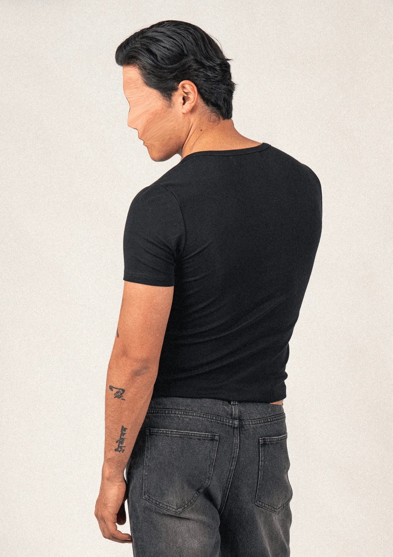 Vero Relaxed Henley Tee